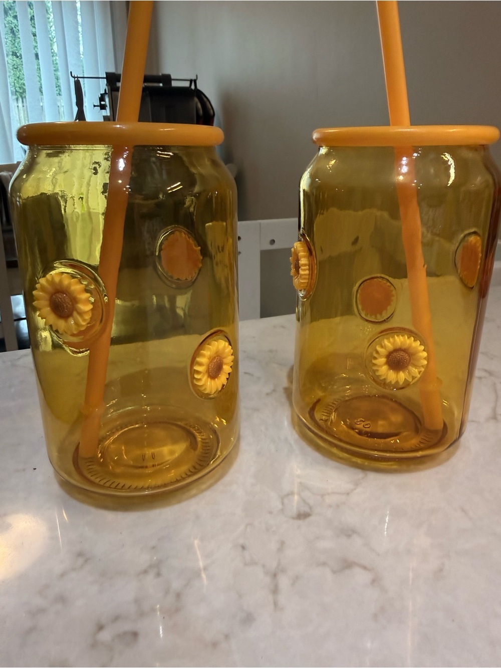Amber Sunflower Glass Tumbler with Straw -